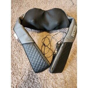 Medcursor Neck Shoulder Massager with Heat, Electric Deep Tissue Relaxation EUC